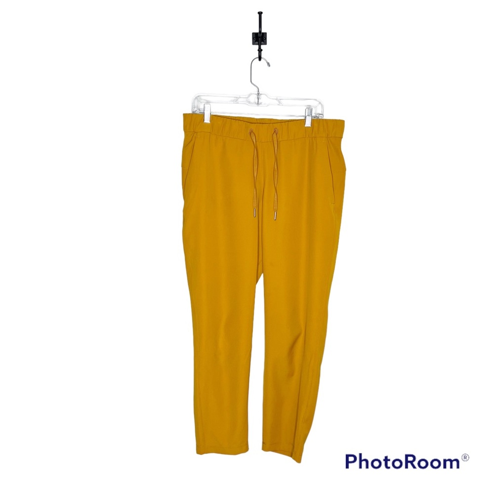 Lululemon On The Fly Pant Woven Size 10